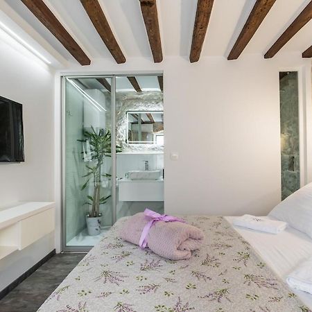 Bonbon Old Town Private En-Suite Room Split Exterior photo