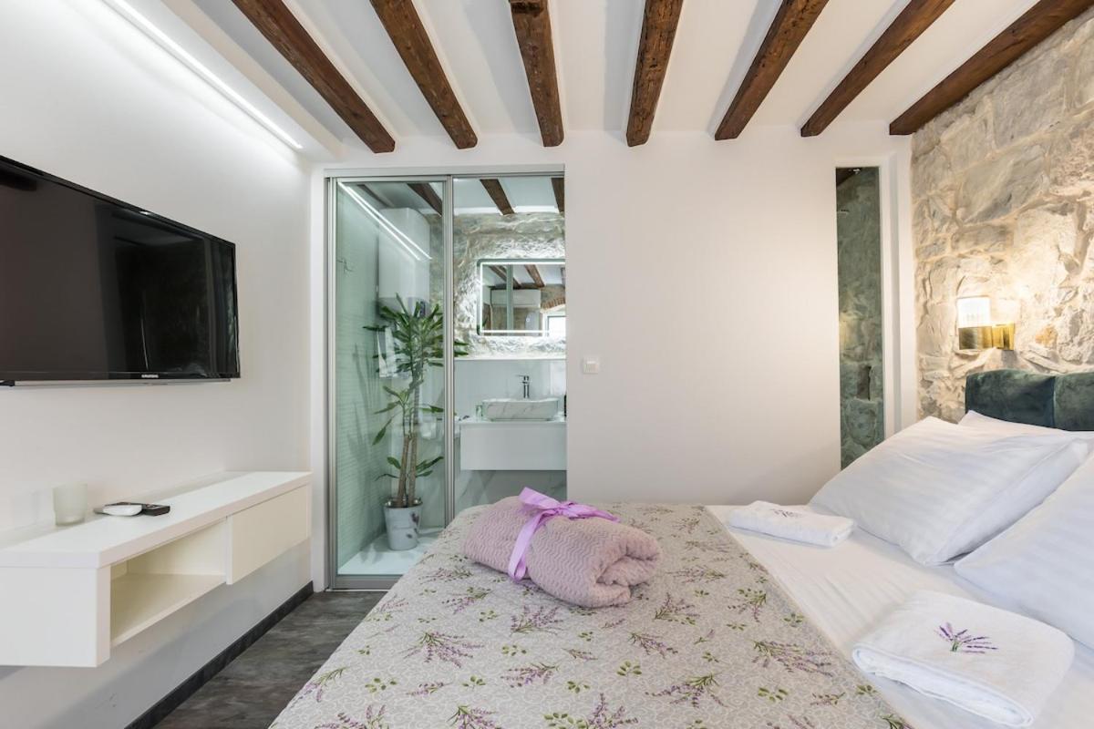 Bonbon Old Town Private En-Suite Room Split Exterior photo