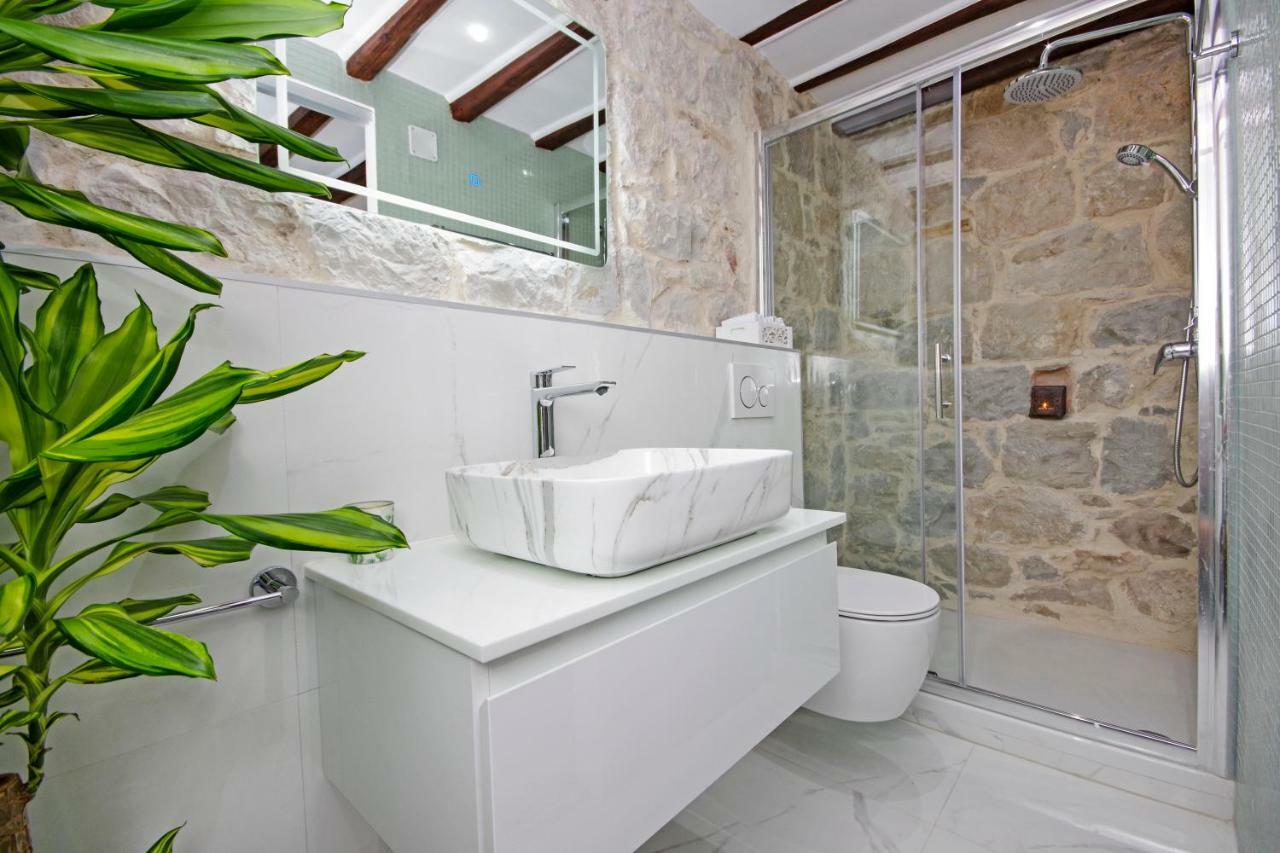 Bonbon Old Town Private En-Suite Room Split Exterior photo