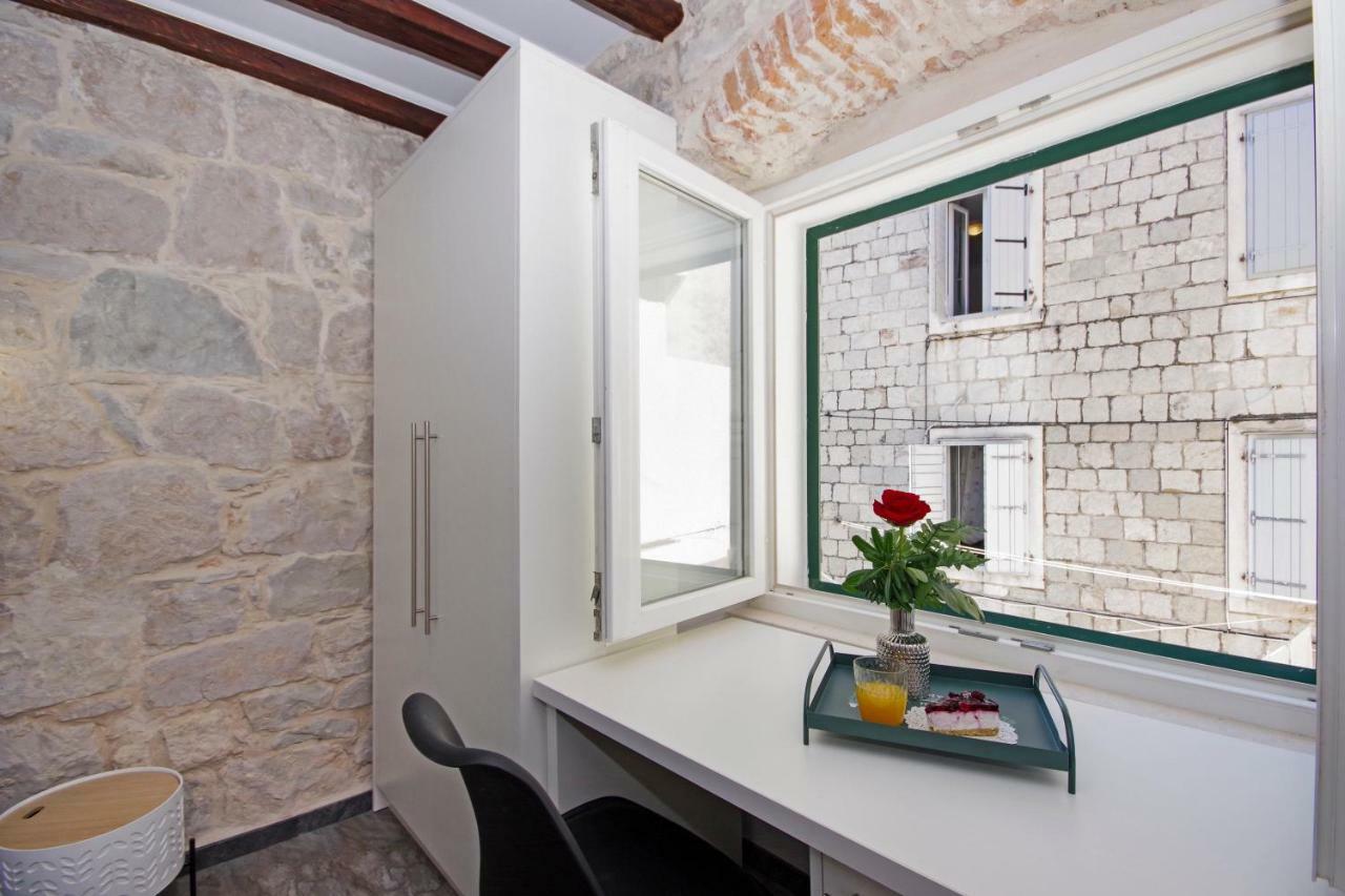 Bonbon Old Town Private En-Suite Room Split Exterior photo
